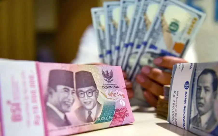 Rupiah Melemah ke Rp16.855, Dolar AS Kuat dan Investor Masih Waspada