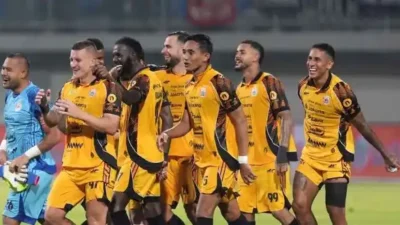 Derby Panas di GBK! Persija vs Arema, Duel Hidup-Mati Perebut Tiket Eropa
