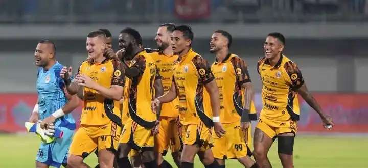 Derby Panas di GBK! Persija vs Arema, Duel Hidup-Mati Perebut Tiket Eropa