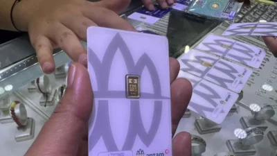 Harga Emas Antam Naik Rp 40.000 per Gram, Semua Ukuran Menguat 1,35% Hari Ini