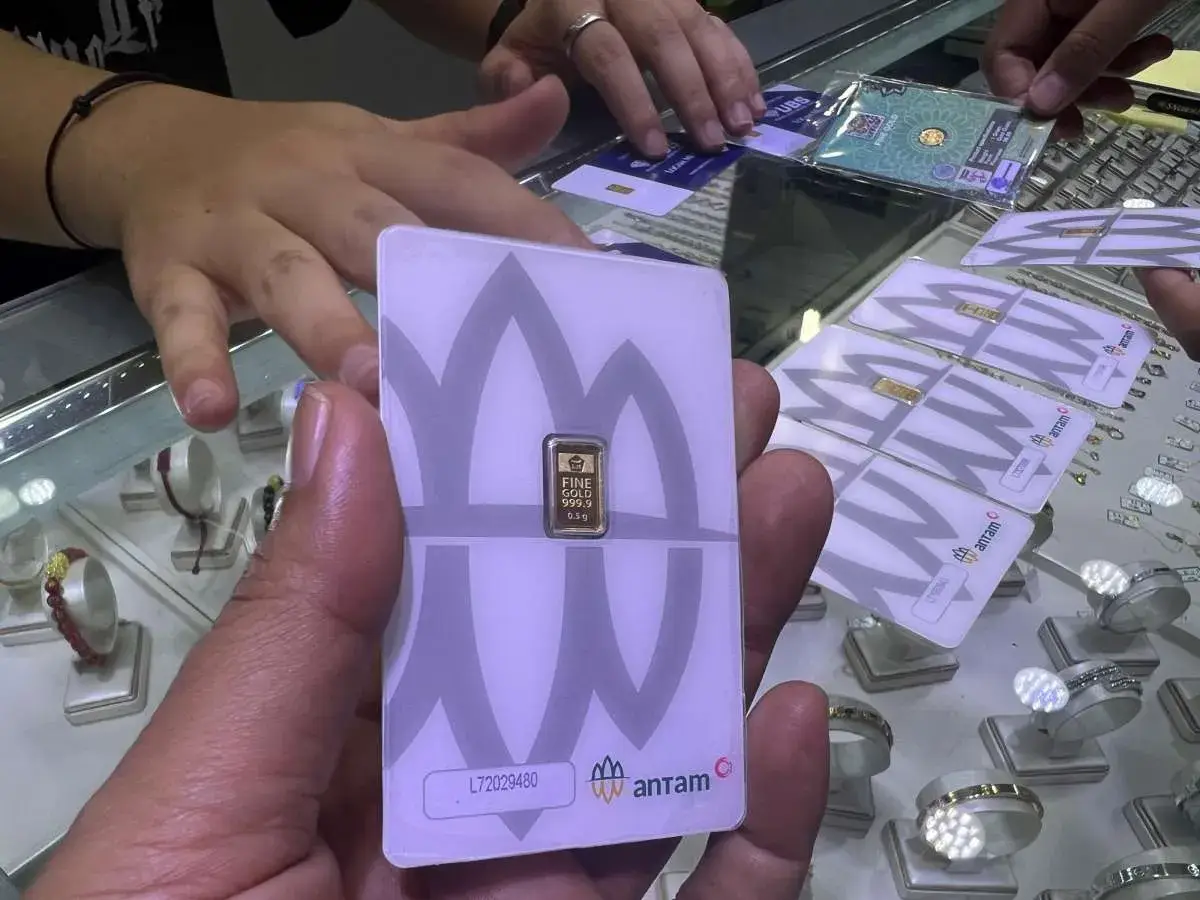 Harga Emas Antam Naik Rp 40.000 per Gram, Semua Ukuran Menguat 1,35% Hari Ini