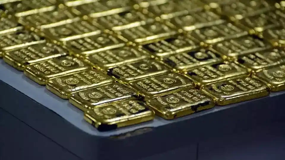 Harga Emas Diprediksi Tembus USD 5.057, Ini Pemicu Fluktuasi Sepekan ke Depan