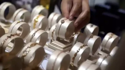 Harga Emas Perhiasan Melesat! 22 Karat Tembus Rp2,69 Juta per Gram Hari Ini