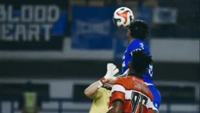 Klasemen Liga 1 Terbaru: Persib Kokoh di Puncak, Persija & Borneo FC Kejar Ketat