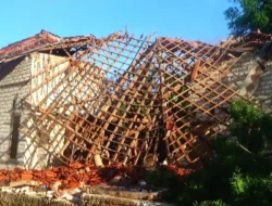Cuaca Ekstrem Terjang Sumenep, Ratusan Rumah Warga dilaporkan Rusak*