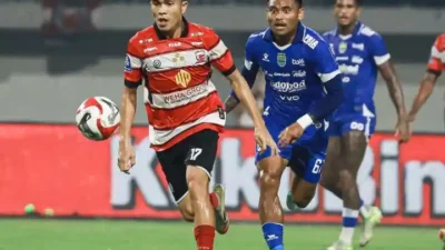 Persib Bandung vs Madura United_ Laga Puncak di GBLA, Maung Bandung Bidik Kemenangan ke-12 Berturut-turut