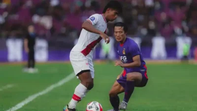 Persis Solo vs Persik Kediri: Duel Gaya Spanyol vs Eropa Timur di Manahan, Siapa Unggul?