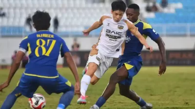Persita vs Dewa United Malam Ini: Derbi Banten Panas di Indomilk Arena, Siapa Unggulan?