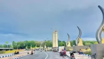 Prakiraan Cuaca Sampang Hari Ini: Waspada Hujan Ringan Siang, Suhu 23-30°C