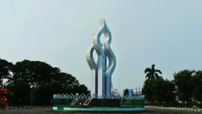 Cuaca Pamekasan Hari Ini: Hujan Ringan Mengguyur Siang, Suhu Maksimum 30°C