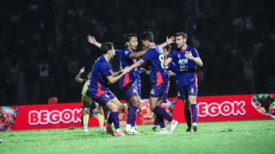 Sengit! Prediksi dan Link Live Streaming Persik Kediri vs Dewa United: Duel Pembuktian di Stadion Brawijaya