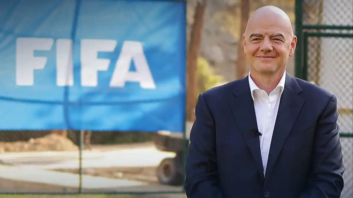 Sergei Palkin Kritik Infantino: Kunjungi Ukraina, Jangan Reintegrasi Rusia