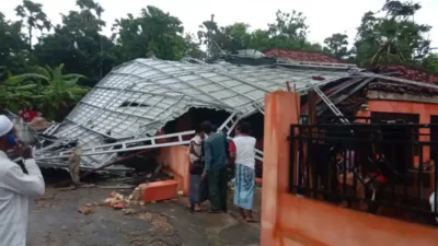 Puting Beliung Terjang Sumenep, 27 Rumah Hancur dan 6 Warga Terluka Parah