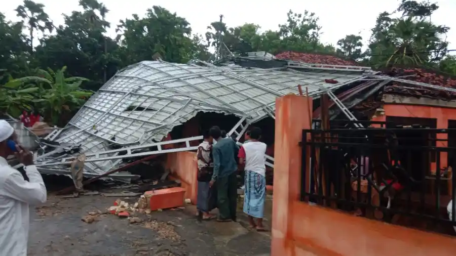 Puting Beliung Terjang Sumenep, 27 Rumah Hancur dan 6 Warga Terluka Parah