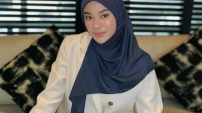 Geger! Clara Shinta Minta Maaf Usai Bongkar Video Syur Suami, Mengaku Tak Kuasa Tahan Emosi