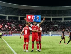 Hancurkan Bali United 3-0, Persis Solo Mengamuk di Stadion Manahan!