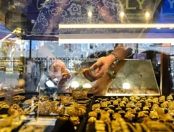 Harga Emas Perhiasan 29 Maret 2026: Tembus Rp 2,3 Juta, Analis Prediksi Titik Balik