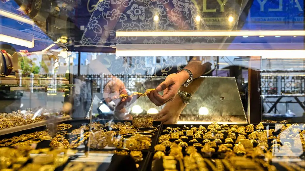 Harga Emas Perhiasan 29 Maret 2026: Tembus Rp 2,3 Juta, Analis Prediksi Titik Balik