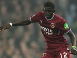 Bursa Transfer Memanas: Manchester United Serius Incar Nathaniel Brown, Calon Pesaing Kuat Luke Shaw