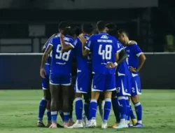 Persib vs Persik: Misi Harga Mati Amankan Puncak Klasemen di GBLA Malam Ini