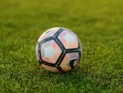 Prediksi Lithuania vs Georgia Malam Ini: Misi Bangkit Khvicha Kvaratskhelia di Panggung Internasional