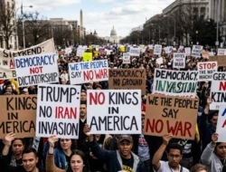 Rencana Invasi Darat ke Iran Bocor, Donald Trump Diamuk Massa di New York hingga LA