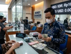 Rupiah Melemah Tipis ke Rp16.960 per Dolar AS, Cek Kurs Terbaru Hari Ini!