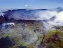 Waspada! Gunung Tambora Kembali Aktif Setelah 200 Tahun, Badan Geologi Naikkan Status ke Level II