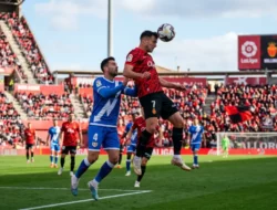 Prediksi Mallorca vs Rayo Vallecano La Liga malam ini. Duel taktik di Son Moix pukul 21:15 WIB.