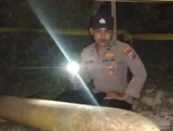 Geger! Benda Mirip Rudal Ditemukan di Pantai Kangean Sumenep, Tim Gegana Polda Jatim Turun Tangan