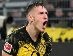 Geger! Nico Schlotterbeck Bantah Kontrak Baru di Dortmund, MU dan Liverpool Siap Membajak