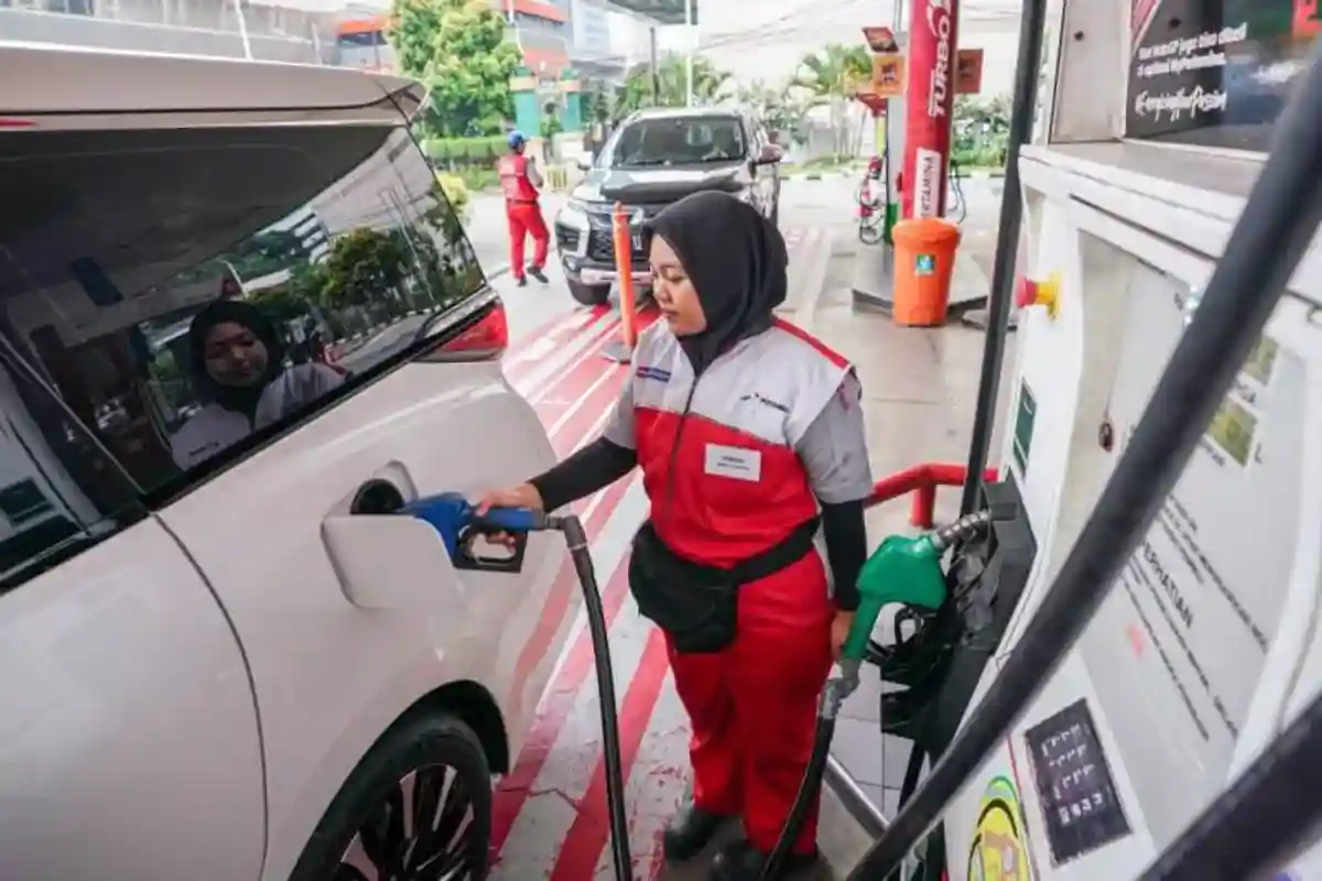 Harga BBM Naik Tajam Per 28 April 2026: Pertamax Turbo dan Diesel Melonjak Drastis, Cek Daftar Lengkapnya!