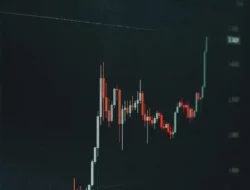 IHSG Hari Ini Diprediksi Tembus 8.390: Investor Asing Borong Saham BBCA hingga BMRI