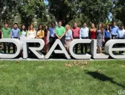 Investasi AI Besar-besaran, Oracle PHK 10.000 Karyawan Lewat Email Pagi Buta