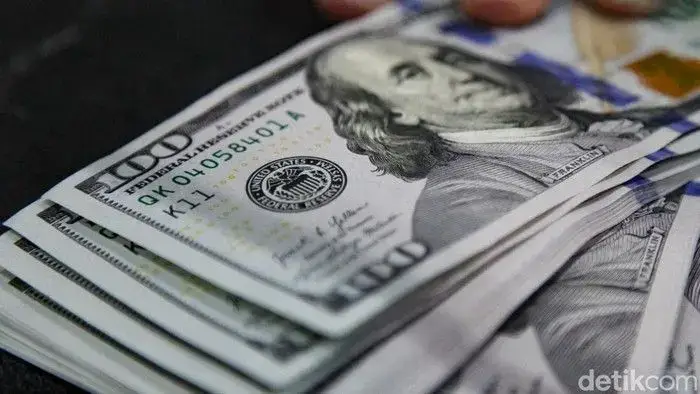 Rupiah Terperosok ke Rp17.127! Ketegangan AS-Iran dan Lonjakan Harga Minyak Jadi Pemicu Utama