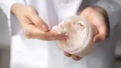 Sering Diabaikan, Inilah Cara Memakai Scrub yang Benar agar Kulit Glowing Tanpa Iritasi