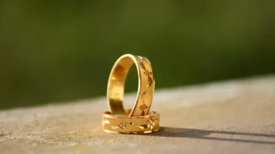 Update Harga Emas Perhiasan Sabtu 25 April 2026: Kadar 24K Tembus Rp 2,6 Juta per Gram!