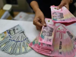 Rupiah Ambruk Lagi ke Rp17.730 per Dolar AS, Pasar Was-Was Tunggu Putusan Suku Bunga BI Siang Ini!