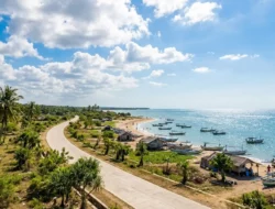 Cuaca Sampang Hari Ini: Suhu Tembus 34°C Siang Ini, BMKG Beri Peringatan Penting untuk Warga