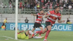 Dramatis! Madura United Segel Tempat Di Super League, Persis Solo Resmi Terdegradasi - Portalmadura.com Dramatis! Madura United Segel Tempat di Super League, Persis Solo Resmi Terdegradasi