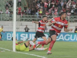 Dramatis! Madura United Segel Tempat di Super League, Persis Solo Resmi Terdegradasi