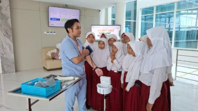 Edukasi Kesehatan yang Menyenangkan, Siswa FIES Belajar Langsung di BHC
