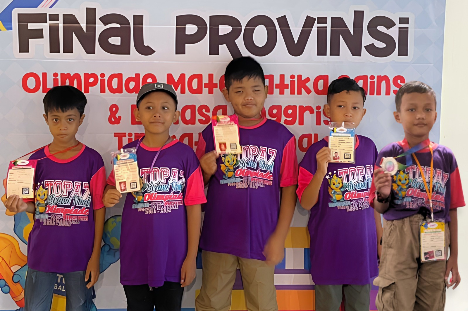 Hebat! 5 Siswa FIES Sumenep Borong Medali Olimpiade Tingkat Jatim di Unesa
