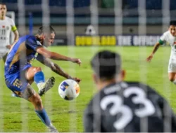 Jadwal Bola Malam Ini: Aksi Lapangan Hijau Tetap Berlanjut di Berbagai Penjuru Dunia