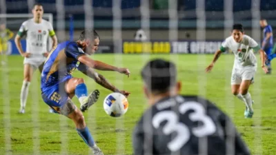 Jadwal Bola Malam Ini: Aksi Lapangan Hijau Tetap Berlanjut di Berbagai Penjuru Dunia