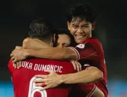 Klasemen Liga 1 Hari Ini: Persib Bandung Kokoh di Puncak, Madura United Berjuang Menjauh dari Jurang Degradasi