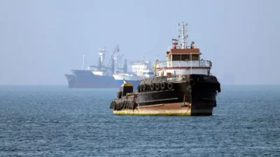 Krisis Selat Hormuz Picu Inflasi Global dan Pelemahan Mata Uang