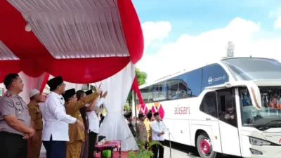 Lepas 1.354 Jemaah Haji Sumenep ke Tanah Suci: Ini Jadwal Lengkap Keberangkatan 4 Kloter Utama!