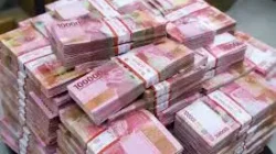 Rupiah Anjlok Ke Rekor Terendah Sepanjang Sejarah Rp18.129/Usd: Apa Pemicu Dan Dampaknya? - Portalmadura.com Prediksi Kurs Rupiah Hari Ini: Amblas ke Rp17.717, Mata Uang Garuda Cetak Rekor Terburuk Sepanjang Sejarah