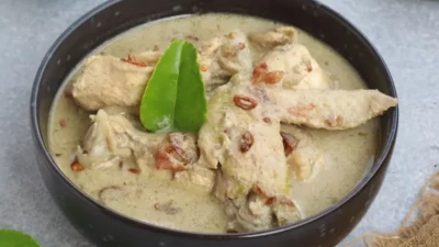 Resep Opor Ayam: Tradisi Kuliner Tak Lekang Waktu, Rahasia Kelezatan di Setiap Hari Raya